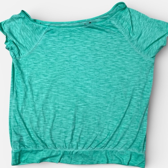 Torrid Off-Shoulder Featherlight Slub Short Sleeve T Shirt green size 1X - Picture 3 of 5